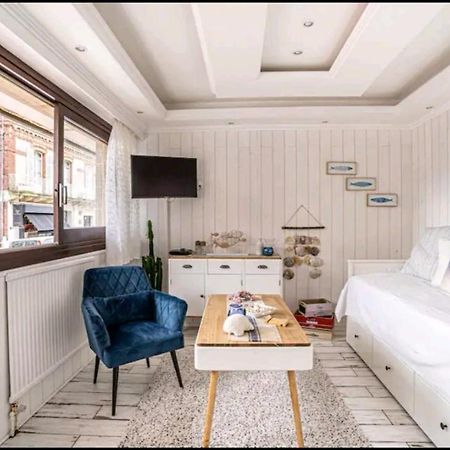 Deauville : Magnifique Studio En Face Du Casino ! Exteriér fotografie