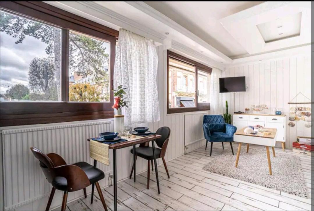 Deauville : Magnifique Studio En Face Du Casino ! Exteriér fotografie